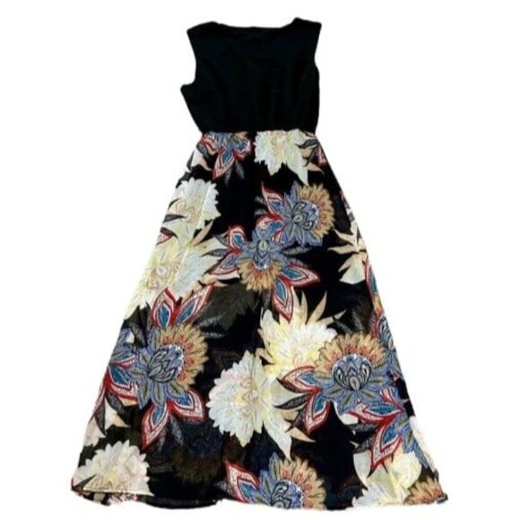 Maxi Dress - Picture 1 of 4